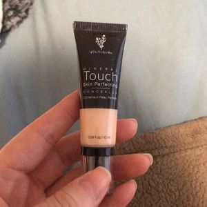 NWOT Concealer